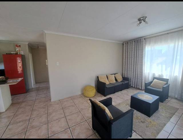 2 BEDROOM APARTMENT FOR SALE IN DIE HOEWES